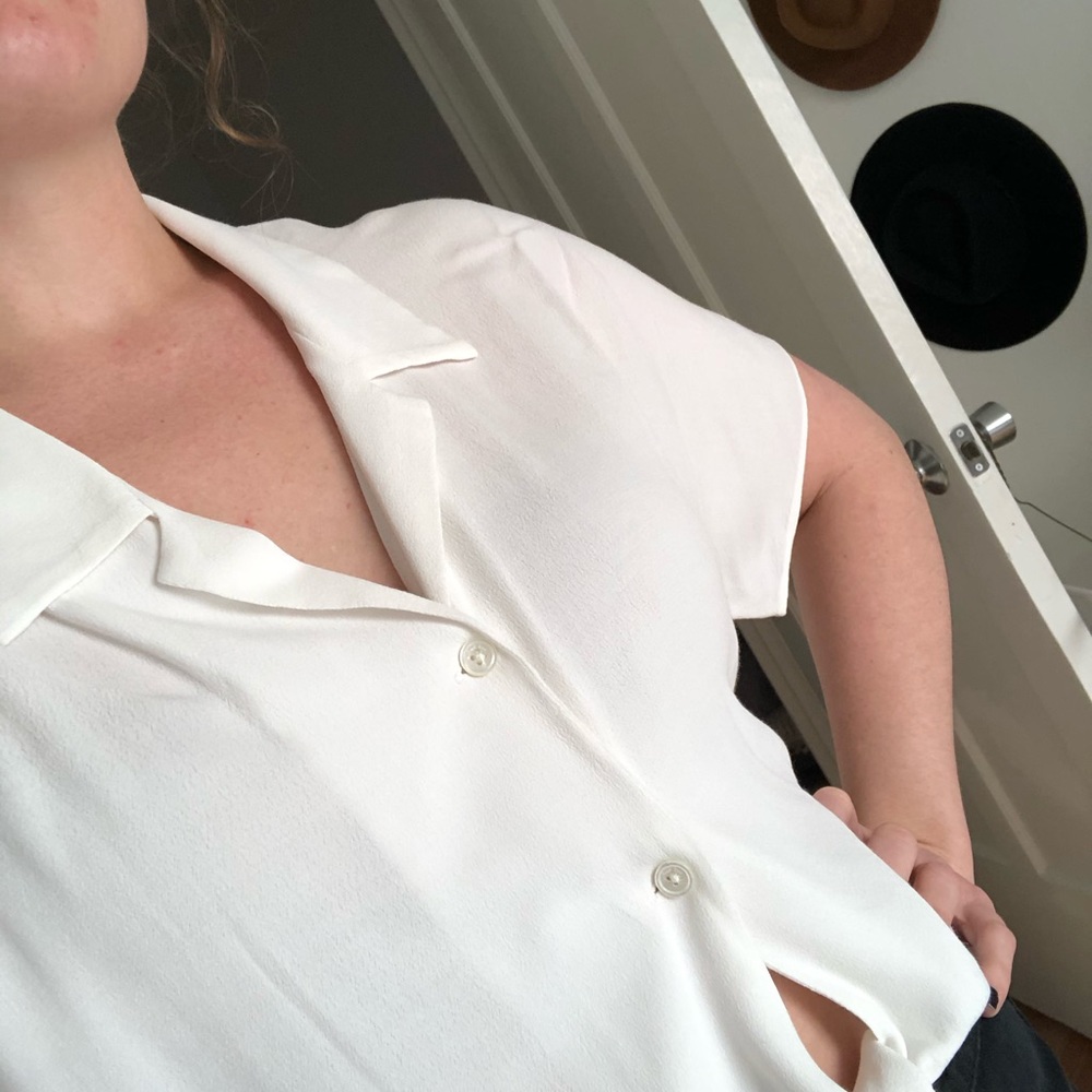 Aritzia White Top